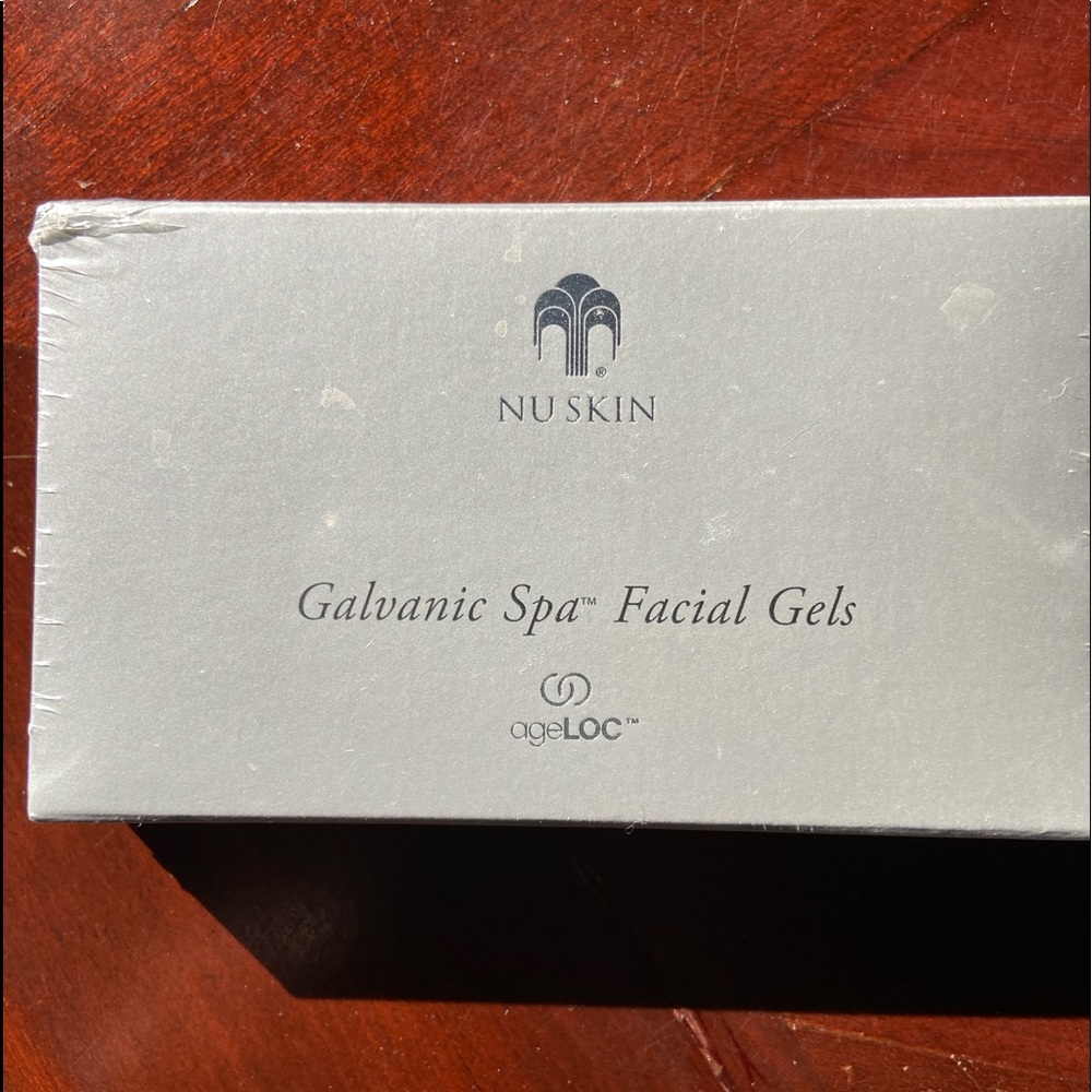NuSkin Galvanic Spa Facial Gel Treatments